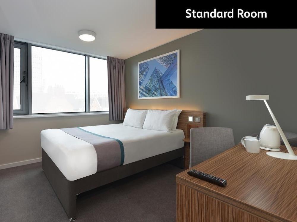 Travelodge London Central Waterloo Exteriör bild